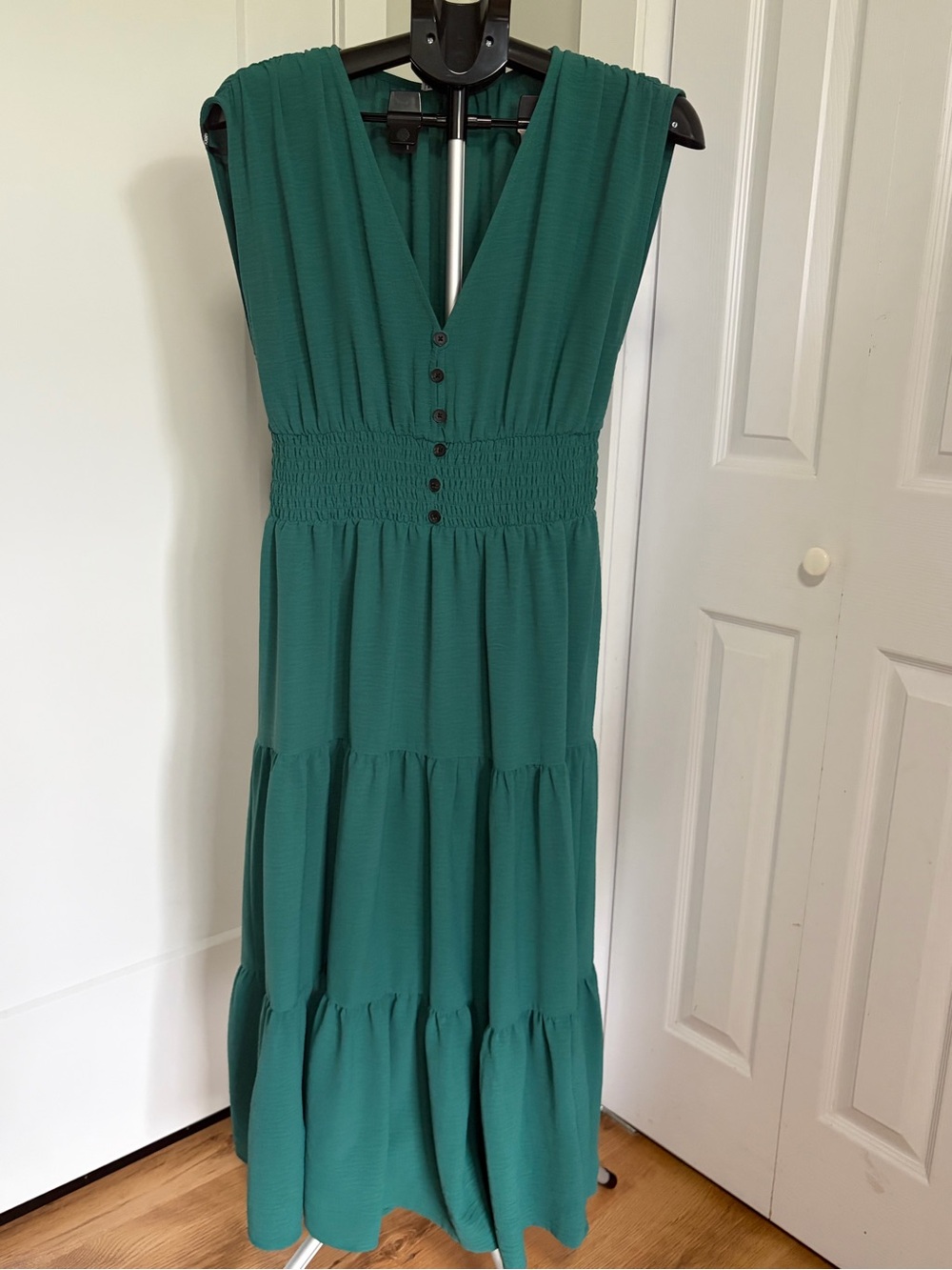 Women’s Calvin Klein Sleeveless Teal Green V-Neck Tiered Maxi Dress-8